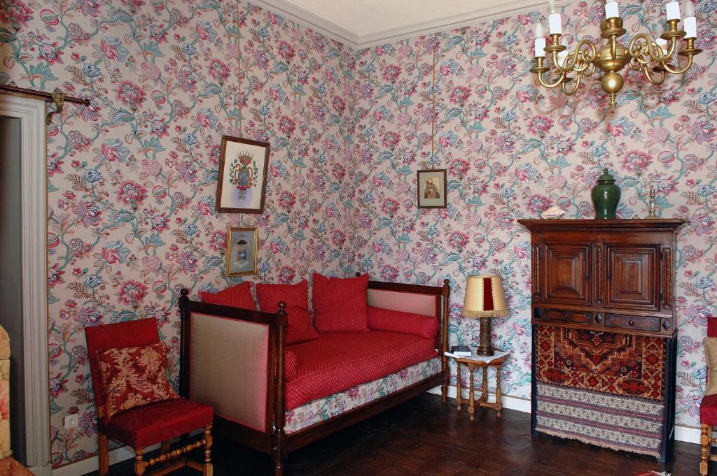 Chateau Royal De Saint-Saturnin Pokoj fotografie